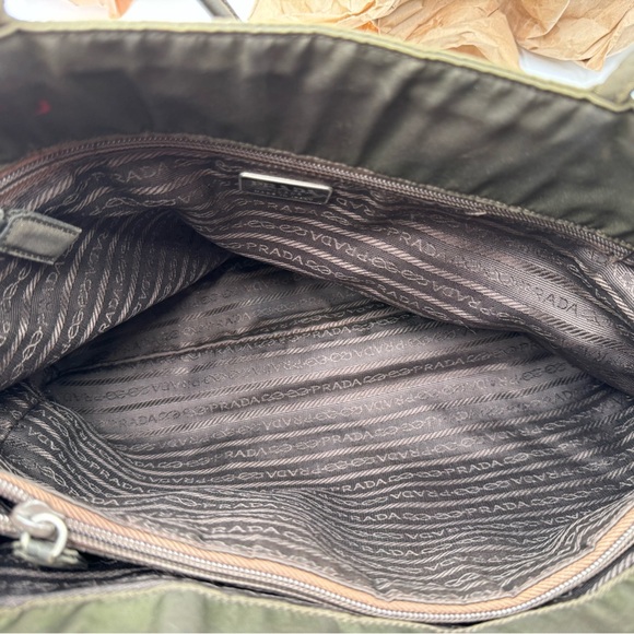 Prada - Authentic - Canvas Olive colored Shoulder /Tote Bag - Picture 13 of 16